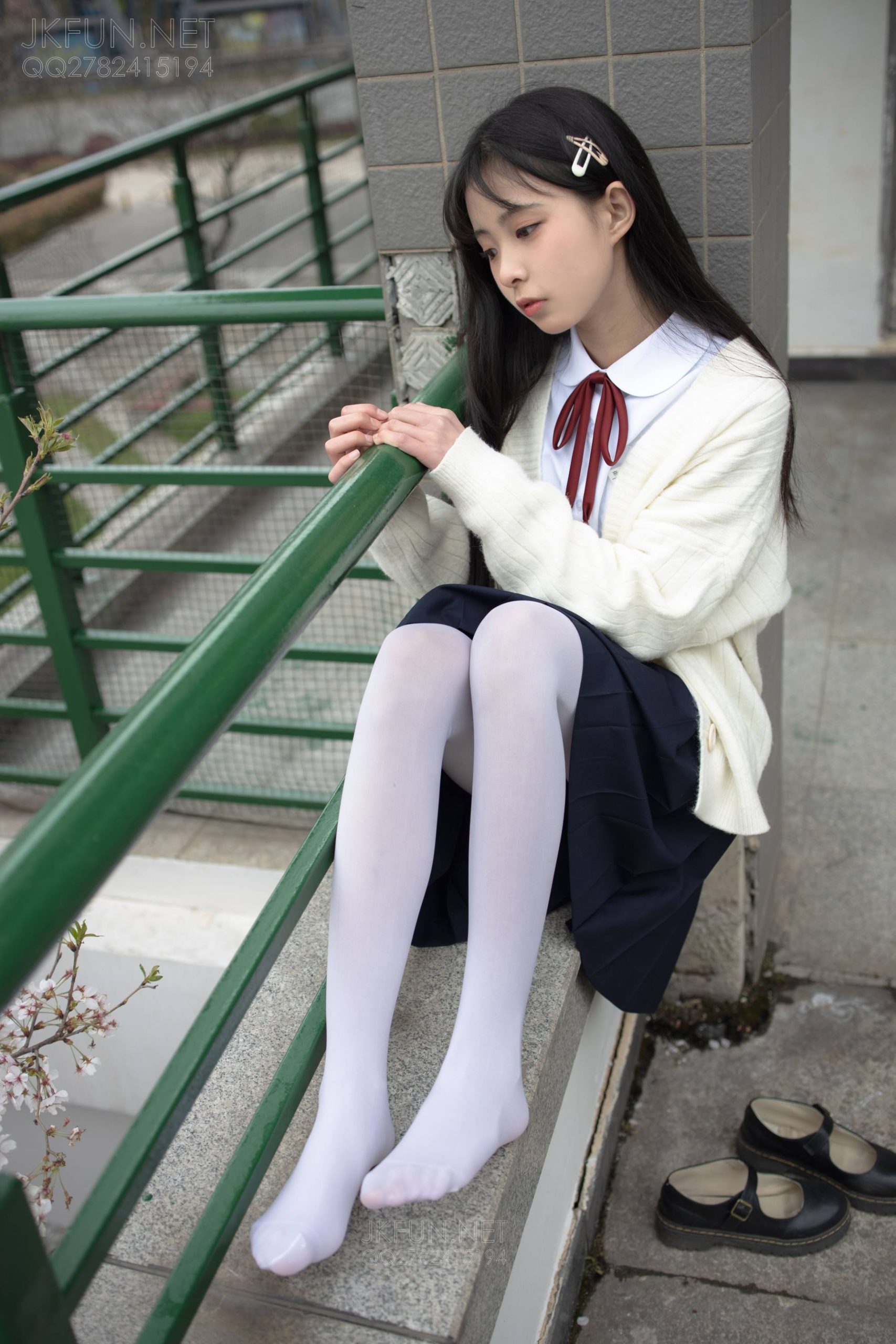 图片[5]-甜美可人的白丝姑娘【127P】20011-七七小屋
