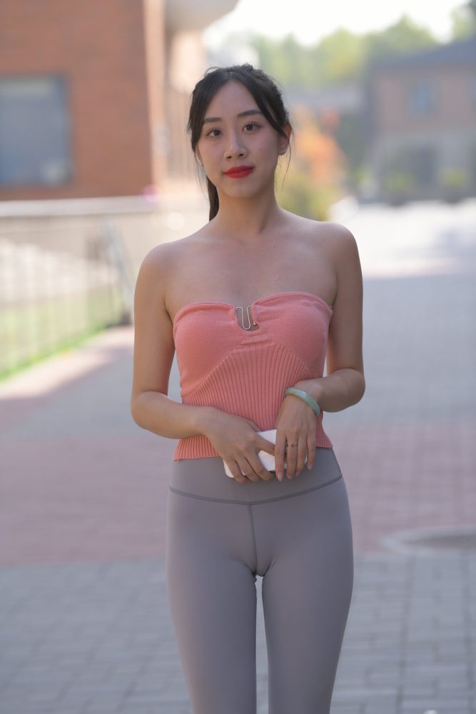 灰色瑜伽裤女孩J4905 522P1V-25.8GB-七七小屋