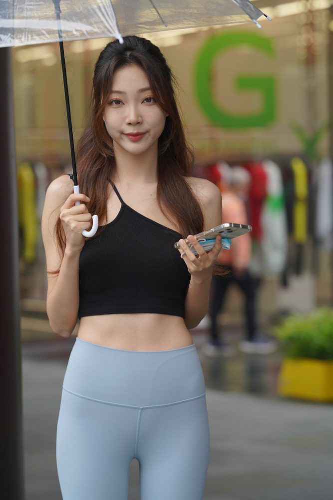 大眼睛瑜伽裤女孩J2903 988P8V-37.6GB-七七小屋