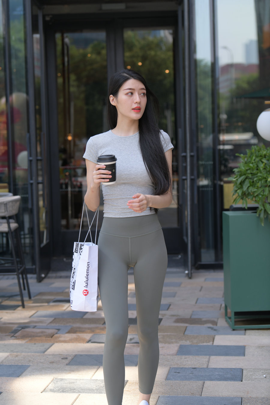图片[4]-在外面逛街的瑜伽裤女孩J2240 449P1V-16.7GB-七七小屋