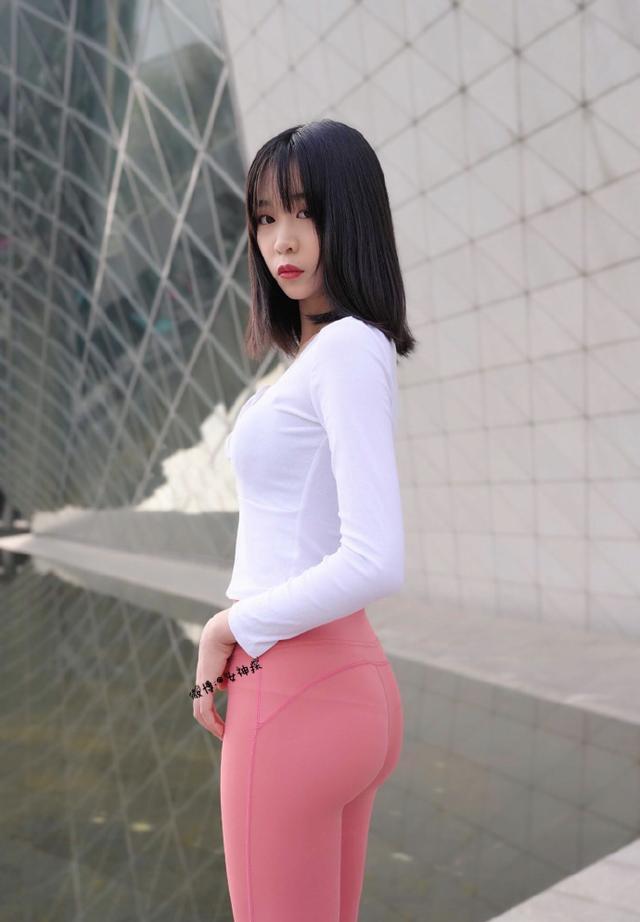 图片[4]-粉色瑜伽裤年轻女孩 J1311 417P17V-14.9GB-七七小屋