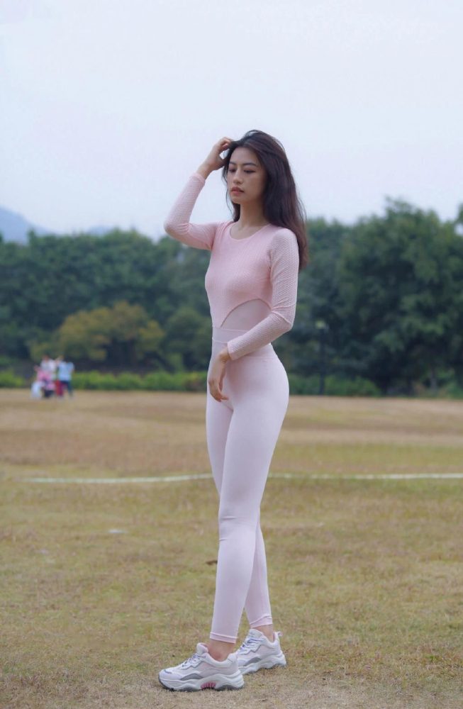 柔情似水的瑜伽裤姑娘 J1429 291P1V-14.6GB-七七小屋