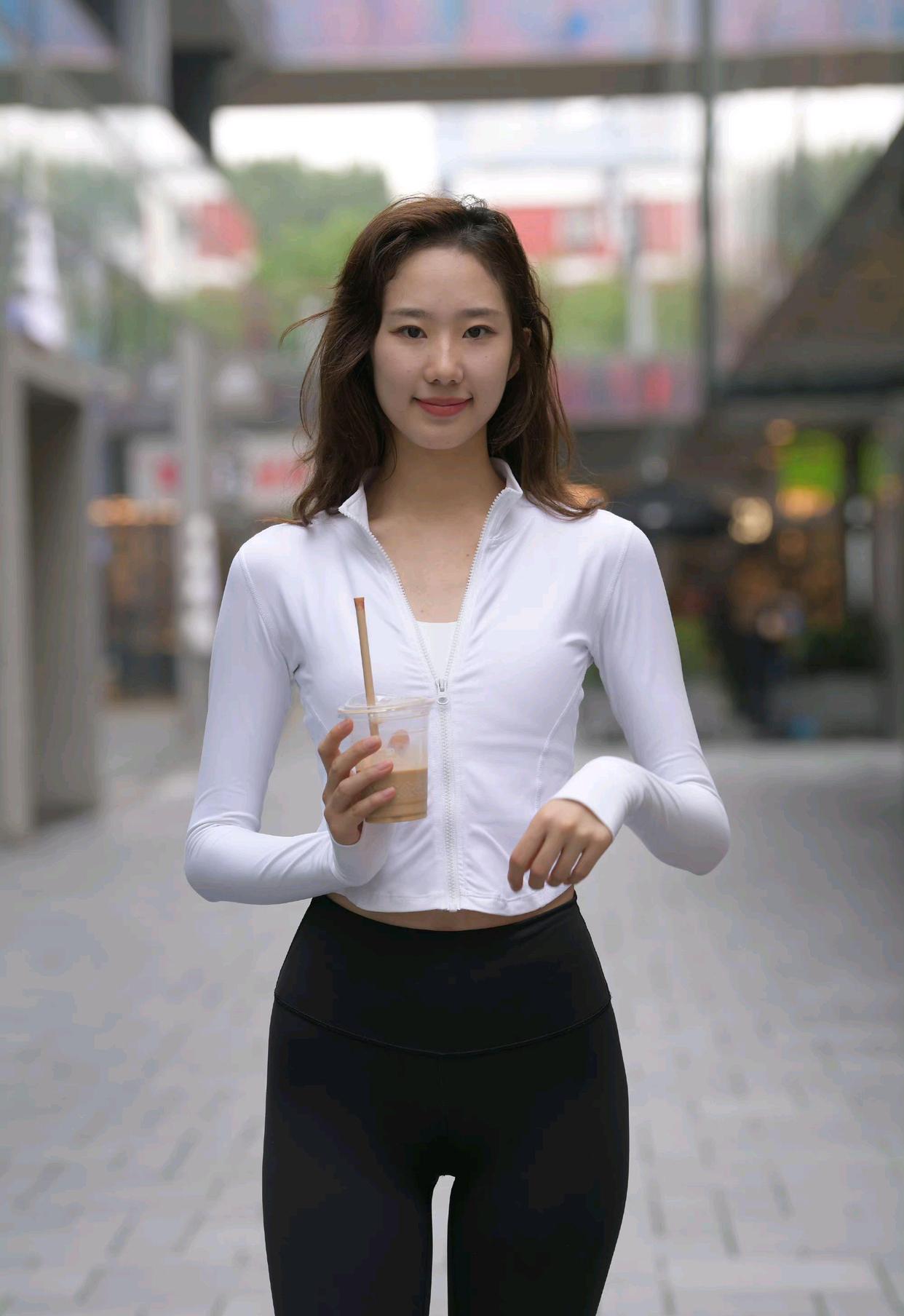 图片[2]-像刘亦菲的黑色瑜伽裤女孩J2237 340P1V-14.8GB-七七小屋
