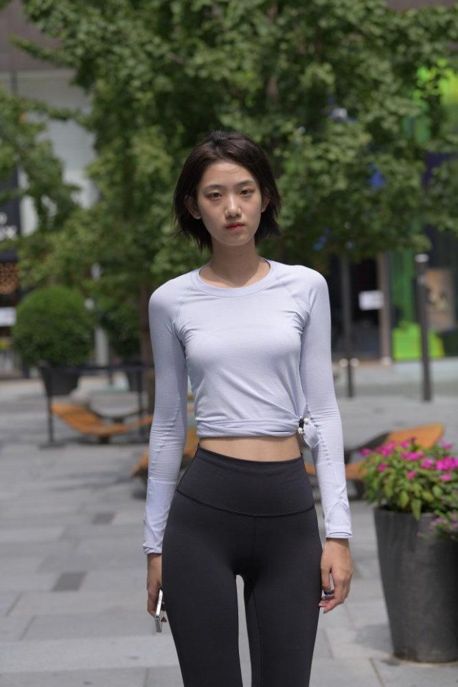 短发长腿的女生J2791 292P-5.71GB-七七小屋