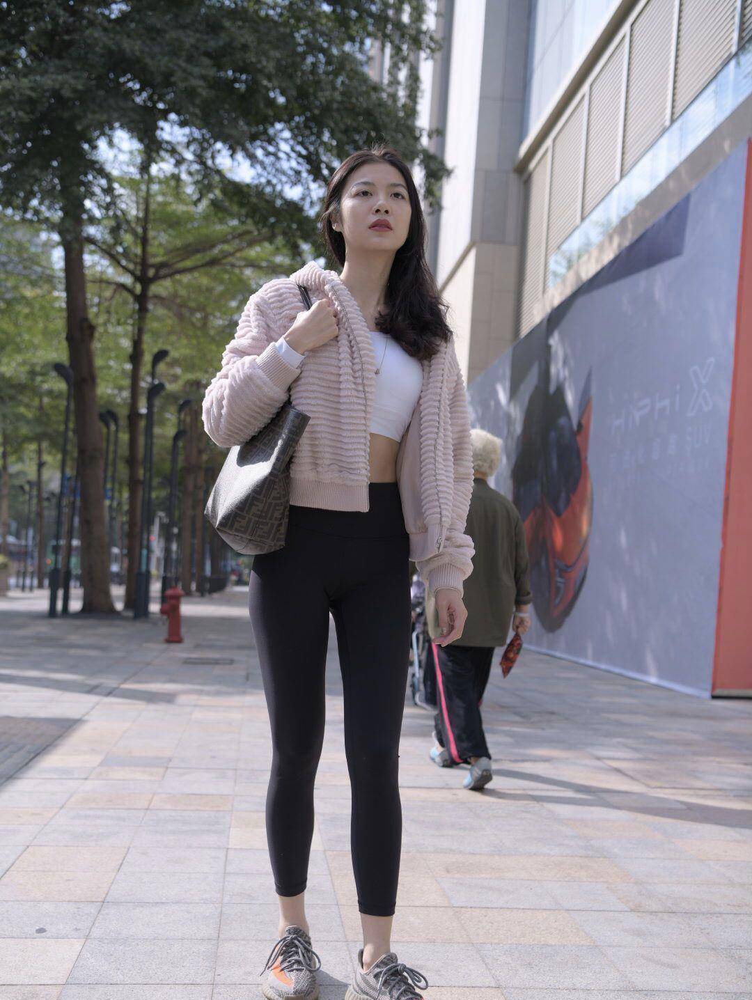 图片[2]-逛街的紧身瑜伽裤女孩 J1455 411P2V-26.6GB-七七小屋