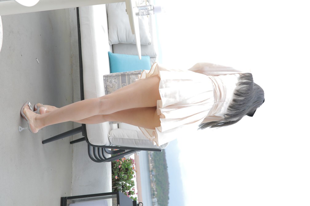 图片[3]-戴黑色蝴蝶结的长发女孩【369P】00027-七七小屋