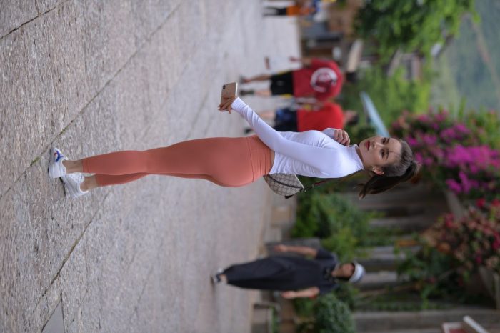 橙色瑜伽裤的高马尾姑娘【615P】00051-七七小屋