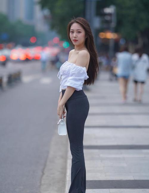 图片[3]-身材非常哇塞的瑜伽裤女孩  J1333 521P6V-21.6GB-七七小屋