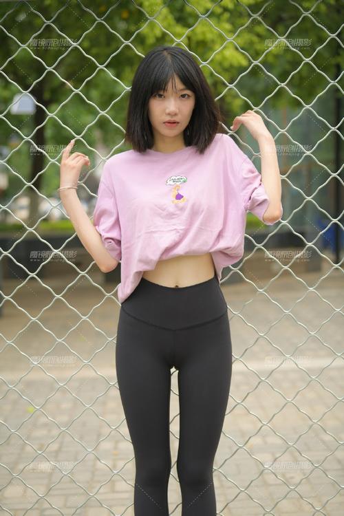 图片[5]-穿瑜伽裤打篮球的大三女孩J2198 463P1V-18.6GB-七七小屋