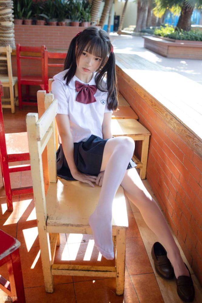 眼神好清澈的双马尾白丝女孩【75P】20019-七七小屋